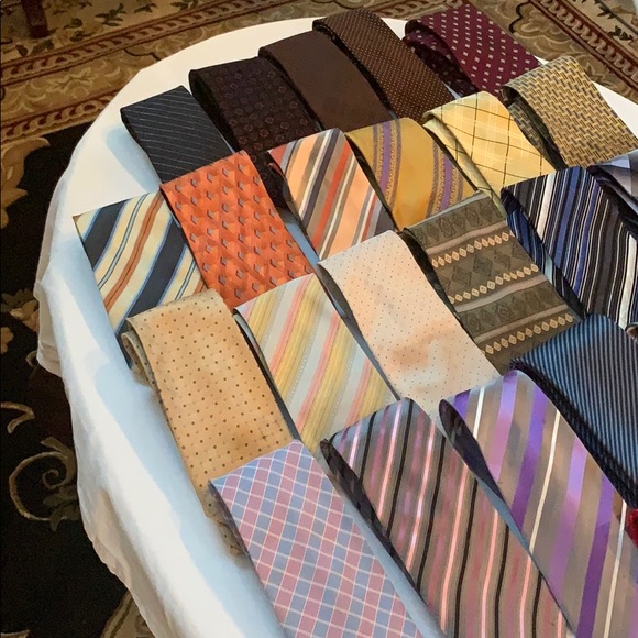 BULK SALE! 24 VARIOUS MEN’S TIES - Picture 7 of 8